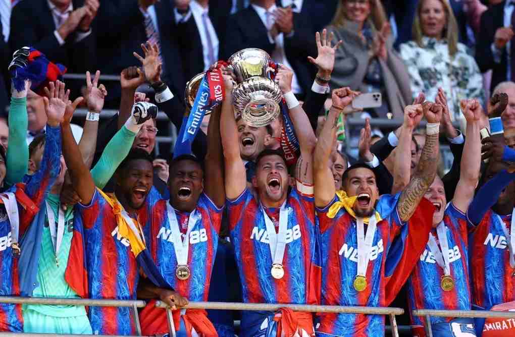 Bê Bối ‘Đa CLB’ Khiến Crystal Palace Bị Đẩy Khỏi Europa League 3 Cú ngã của Crystal Palace mở ra cuộc chiến minh bạch bóng đá châu Âu